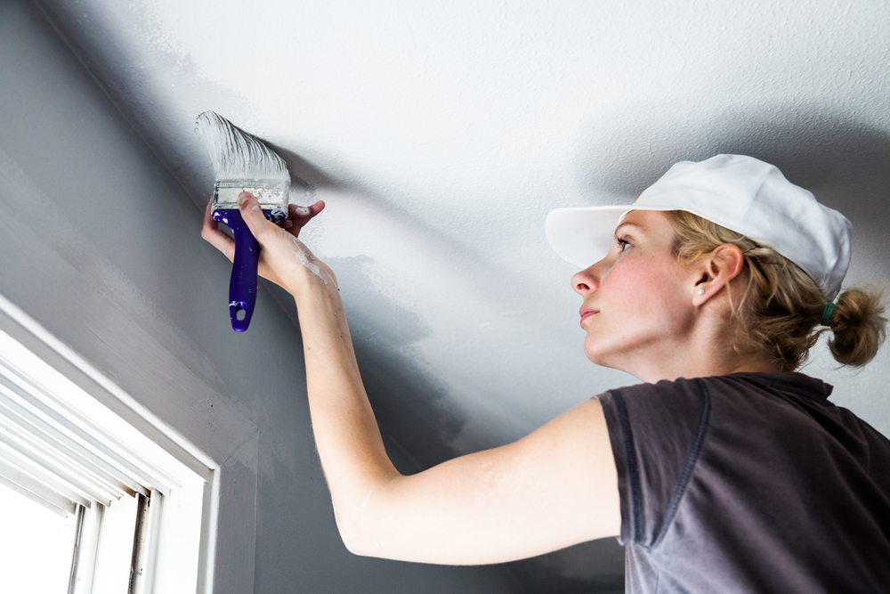 painting-your-ceiling